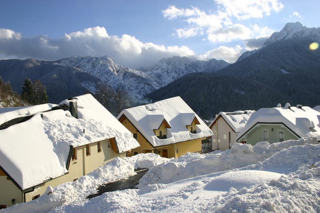 Apartments Karmen Rateče エクステリア 写真